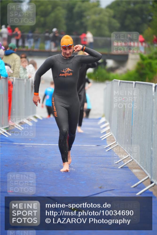 30.08.2026 - Elbe Triathlon Hamburg LAZAROV Photography http://msf.ph/oto/10034690 30.08.2026 08:59:42 Schwimmen 516, 552, 597, 600 meine-sportfotos.de