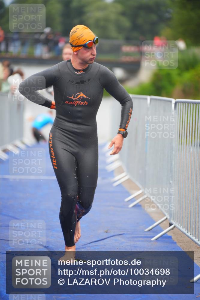 30.08.2026 - Elbe Triathlon Hamburg LAZAROV Photography http://msf.ph/oto/10034698 30.08.2026 08:59:43 Schwimmen 516, 552, 597 meine-sportfotos.de