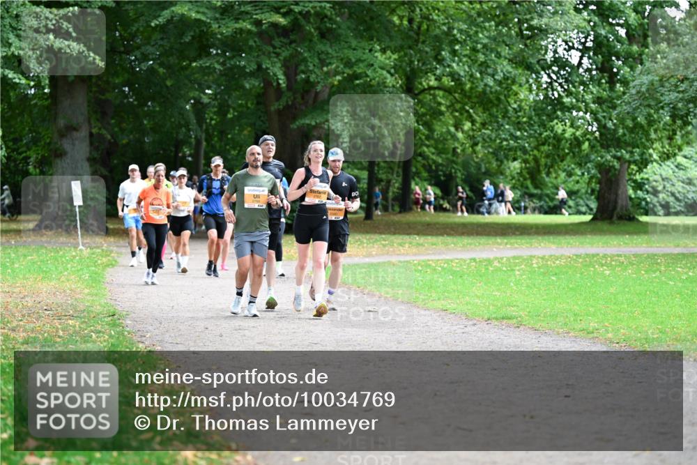 30.08.2026 - Blankeneser Heldenlauf Dr. Thomas Lammeyer http://msf.ph/oto/10034769 30.08.2026 10:41:43 Laufen 2768, 2767 meine-sportfotos.de