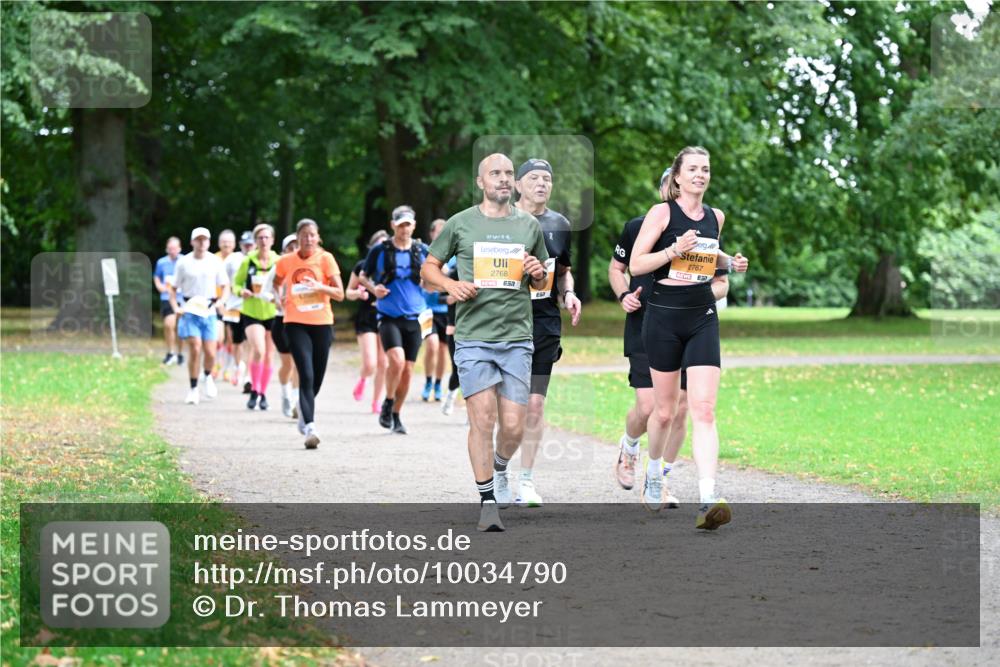 30.08.2026 - Blankeneser Heldenlauf Dr. Thomas Lammeyer http://msf.ph/oto/10034790 30.08.2026 10:41:45 Laufen 2768, 2767 meine-sportfotos.de