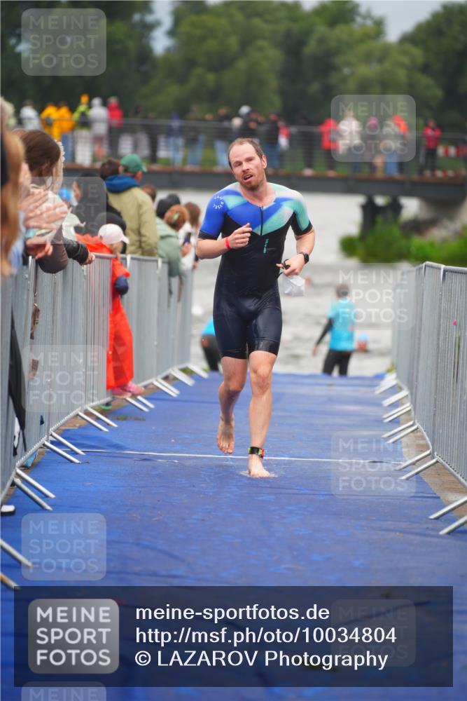 30.08.2026 - Elbe Triathlon Hamburg LAZAROV Photography http://msf.ph/oto/10034804 30.08.2026 09:00:32 Schwimmen 531, 631 meine-sportfotos.de