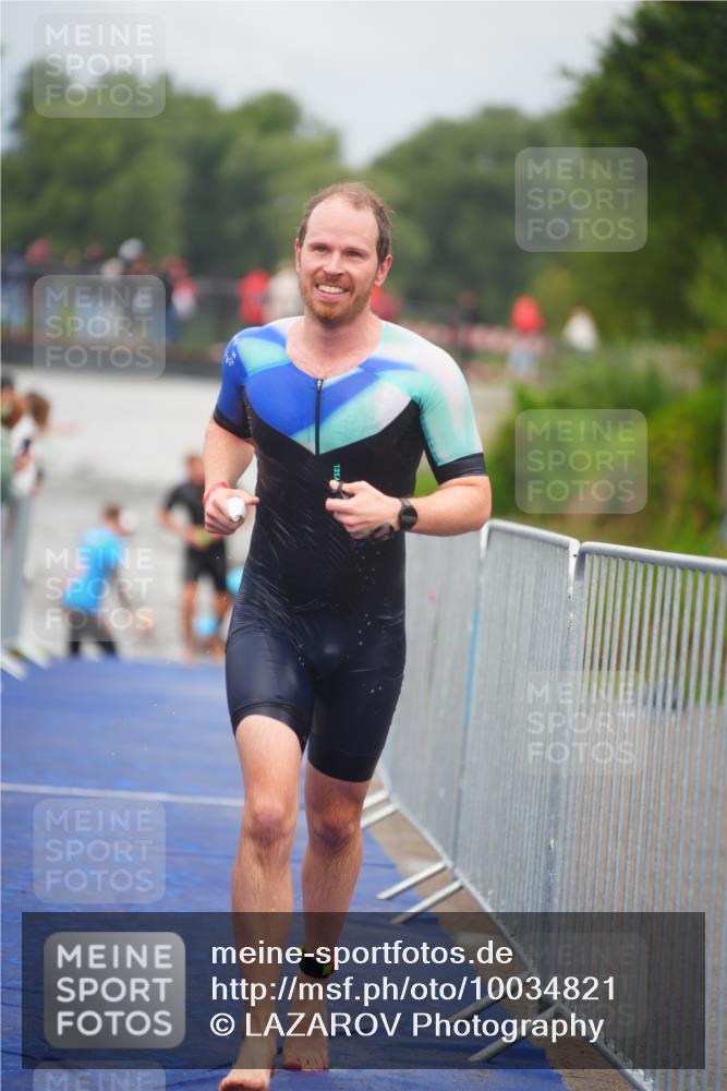 30.08.2026 - Elbe Triathlon Hamburg LAZAROV Photography http://msf.ph/oto/10034821 30.08.2026 09:00:37 Schwimmen 531, 631 meine-sportfotos.de