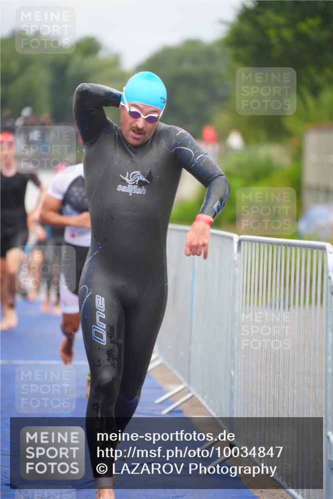30.08.2026 - Elbe Triathlon Hamburg LAZAROV Photography http://msf.ph/oto/10034847 30.08.2026 09:00:52 Schwimmen 418, 519, 584, 588, 634, 642 meine-sportfotos.de