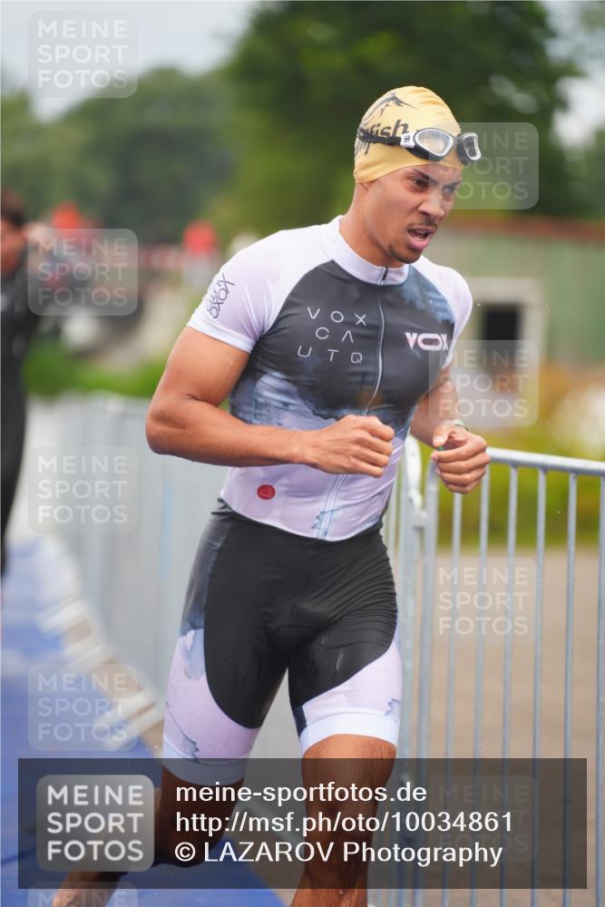 30.08.2026 - Elbe Triathlon Hamburg LAZAROV Photography http://msf.ph/oto/10034861 30.08.2026 09:00:54 Schwimmen 418, 519, 584, 588, 634, 642 meine-sportfotos.de