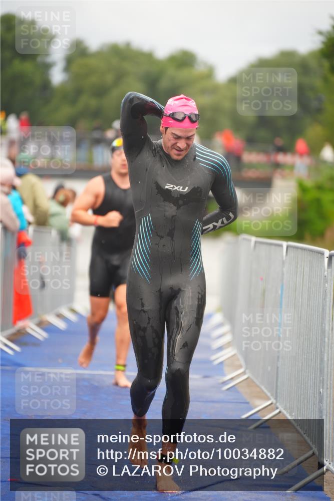 30.08.2026 - Elbe Triathlon Hamburg LAZAROV Photography http://msf.ph/oto/10034882 30.08.2026 09:00:58 Schwimmen 418, 519, 524, 540, 584, 588, 609, 634, 642 meine-sportfotos.de