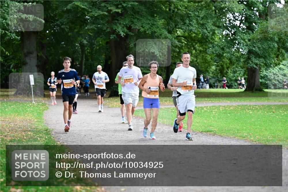 30.08.2026 - Blankeneser Heldenlauf Dr. Thomas Lammeyer http://msf.ph/oto/10034925 30.08.2026 10:41:59 Laufen 2081, 2082 meine-sportfotos.de