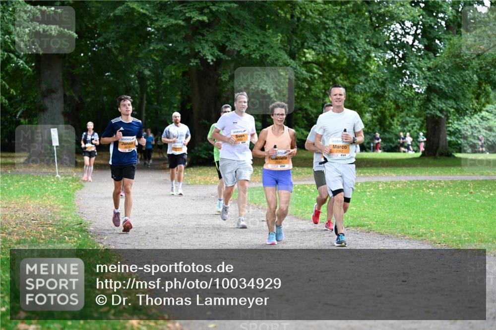 30.08.2026 - Blankeneser Heldenlauf Dr. Thomas Lammeyer http://msf.ph/oto/10034929 30.08.2026 10:42:00 Laufen 2878, 2052, 2081, 2082 meine-sportfotos.de