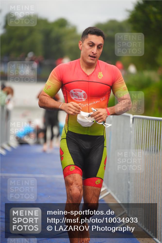 30.08.2026 - Elbe Triathlon Hamburg LAZAROV Photography http://msf.ph/oto/10034933 30.08.2026 09:01:07 Schwimmen 418, 519, 524, 540, 584, 588, 609, 643 meine-sportfotos.de