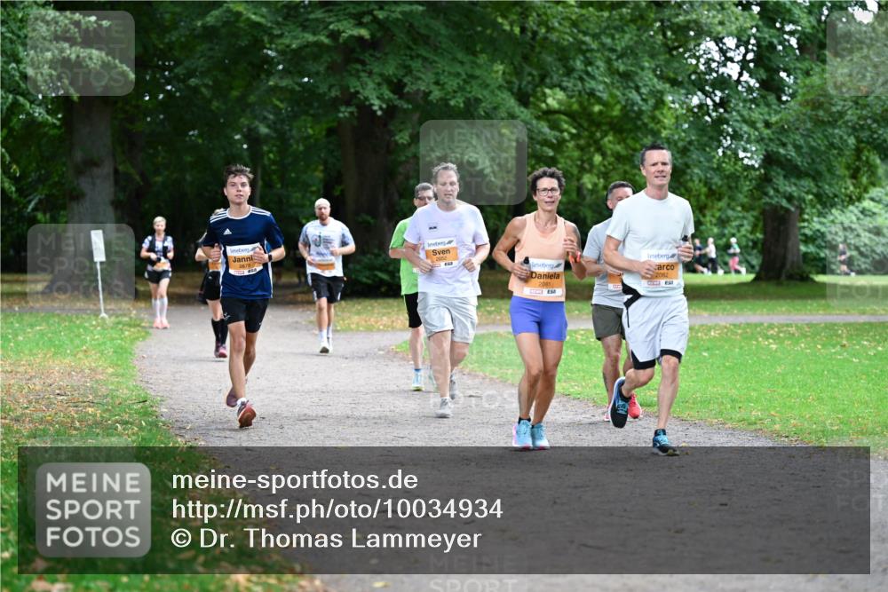 30.08.2026 - Blankeneser Heldenlauf Dr. Thomas Lammeyer http://msf.ph/oto/10034934 30.08.2026 10:42:00 Laufen 2878, 2052, 2081, 2082 meine-sportfotos.de