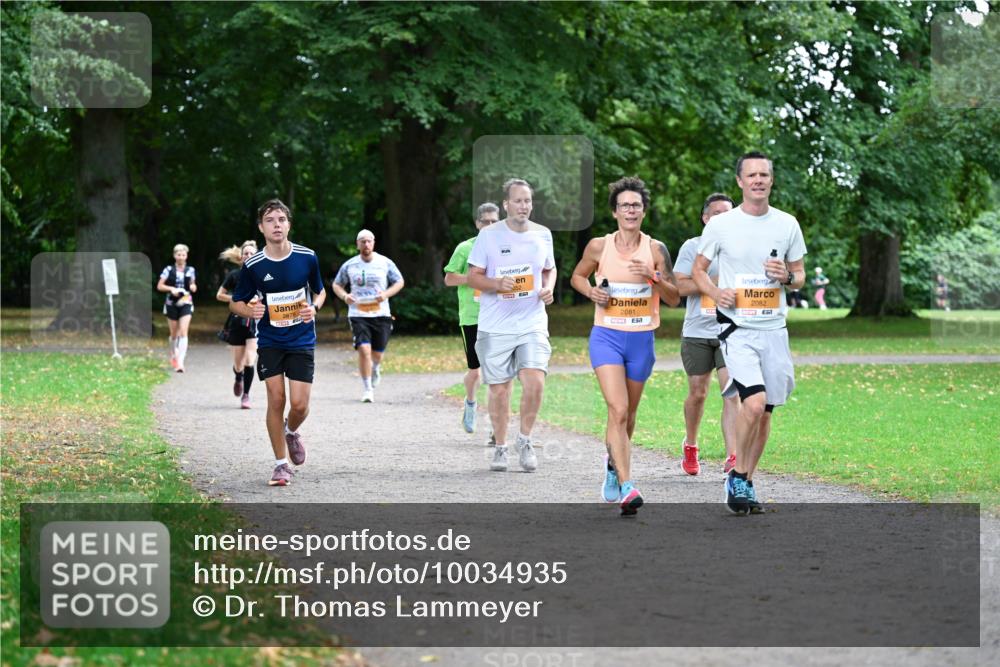 30.08.2026 - Blankeneser Heldenlauf Dr. Thomas Lammeyer http://msf.ph/oto/10034935 30.08.2026 10:42:00 Laufen 2081, 2082 meine-sportfotos.de