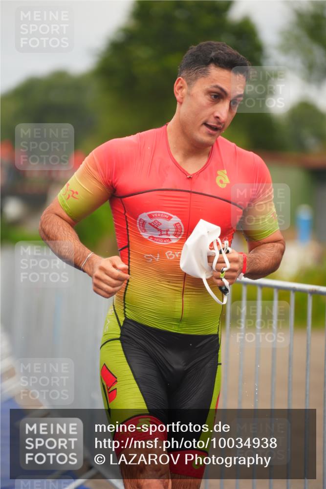 30.08.2026 - Elbe Triathlon Hamburg LAZAROV Photography http://msf.ph/oto/10034938 30.08.2026 09:01:07 Schwimmen 418, 519, 524, 540, 584, 588, 609, 643 meine-sportfotos.de