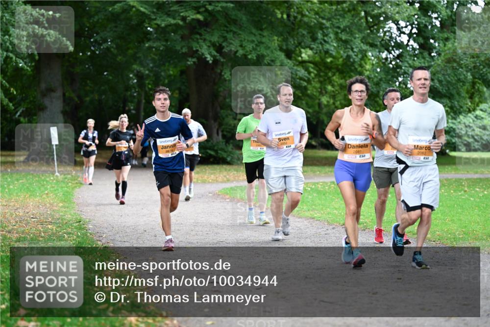 30.08.2026 - Blankeneser Heldenlauf Dr. Thomas Lammeyer http://msf.ph/oto/10034944 30.08.2026 10:42:01 Laufen 2878, 2460, 2052, 2081, 2082 meine-sportfotos.de