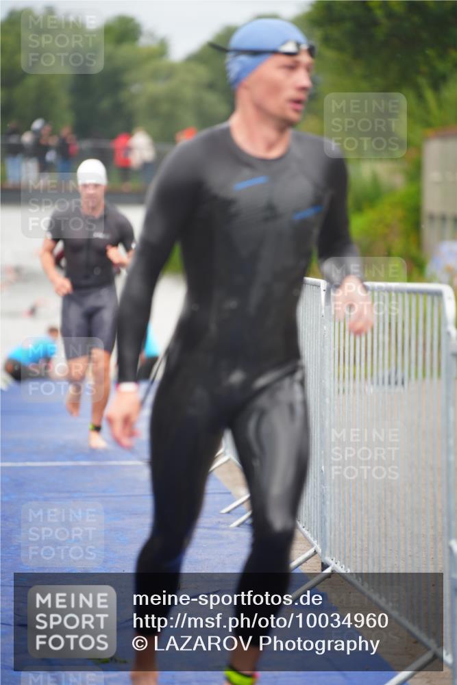 30.08.2026 - Elbe Triathlon Hamburg LAZAROV Photography http://msf.ph/oto/10034960 30.08.2026 09:01:14 Schwimmen 508, 524, 540, 554, 609, 643, 1897 meine-sportfotos.de