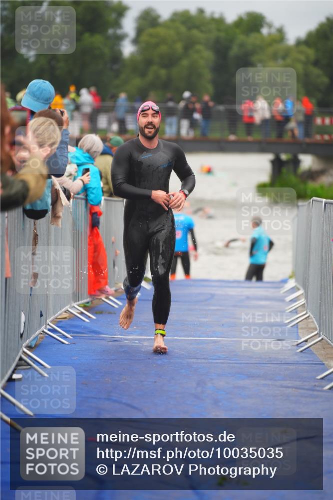 30.08.2026 - Elbe Triathlon Hamburg LAZAROV Photography http://msf.ph/oto/10035035 30.08.2026 09:01:27 Schwimmen 491, 508, 554, 608, 612, 1897 meine-sportfotos.de