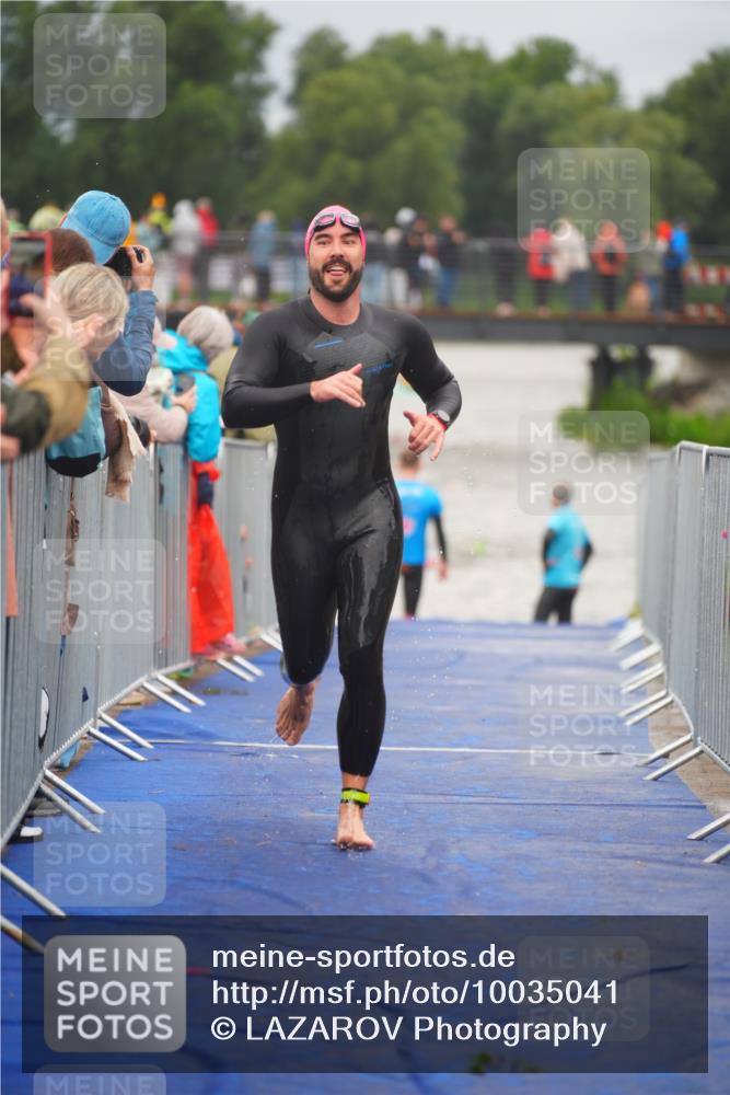 30.08.2026 - Elbe Triathlon Hamburg LAZAROV Photography http://msf.ph/oto/10035041 30.08.2026 09:01:28 Schwimmen 491, 508, 554, 608, 612, 1897 meine-sportfotos.de
