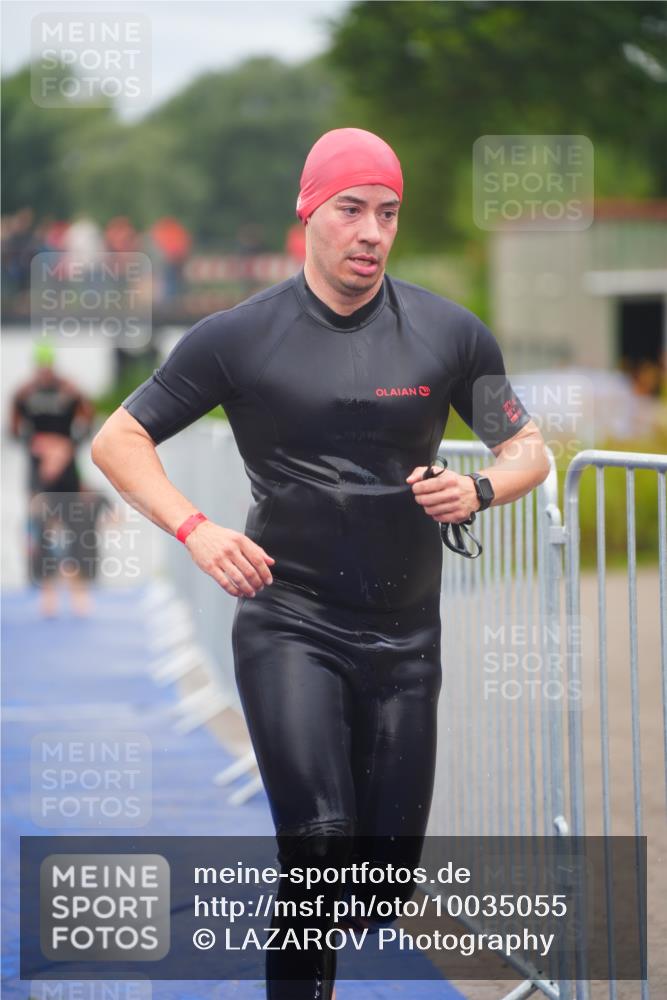 30.08.2026 - Elbe Triathlon Hamburg LAZAROV Photography http://msf.ph/oto/10035055 30.08.2026 09:01:51 Schwimmen 582, 607 meine-sportfotos.de