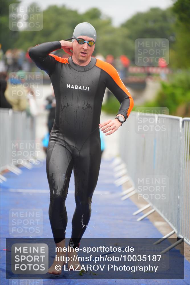 30.08.2026 - Elbe Triathlon Hamburg LAZAROV Photography http://msf.ph/oto/10035187 30.08.2026 09:02:41 Schwimmen 535, 541, 617, 771 meine-sportfotos.de