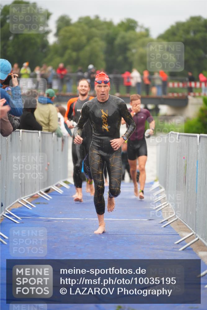 30.08.2026 - Elbe Triathlon Hamburg LAZAROV Photography http://msf.ph/oto/10035195 30.08.2026 09:02:44 Schwimmen 408, 525, 535, 541, 617, 771 meine-sportfotos.de