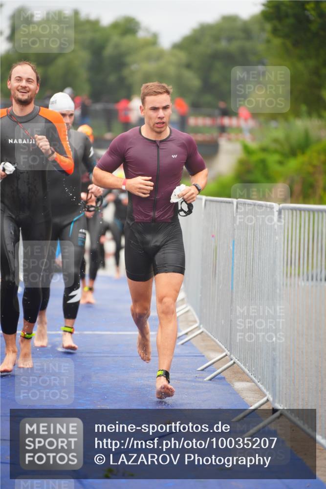 30.08.2026 - Elbe Triathlon Hamburg LAZAROV Photography http://msf.ph/oto/10035207 30.08.2026 09:02:46 Schwimmen 408, 462, 525, 541, 617, 771 meine-sportfotos.de