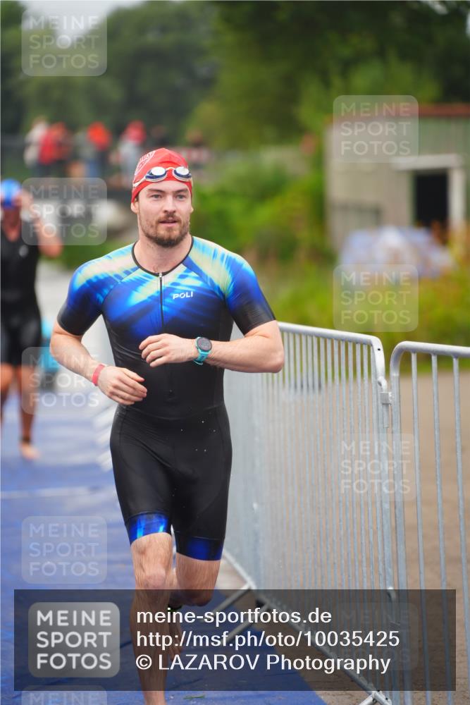 30.08.2026 - Elbe Triathlon Hamburg LAZAROV Photography http://msf.ph/oto/10035425 30.08.2026 09:03:32 Schwimmen 475, 513, 538, 550, 583, 618, 633, 718 meine-sportfotos.de