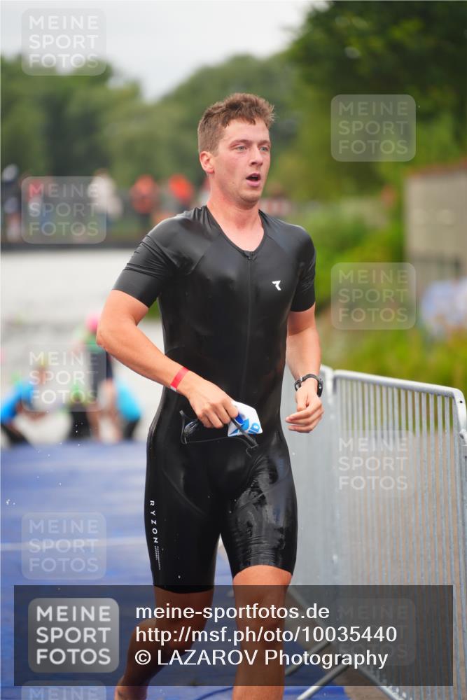 30.08.2026 - Elbe Triathlon Hamburg LAZAROV Photography http://msf.ph/oto/10035440 30.08.2026 09:03:35 Schwimmen 475, 513, 538, 550, 583, 618, 633 meine-sportfotos.de