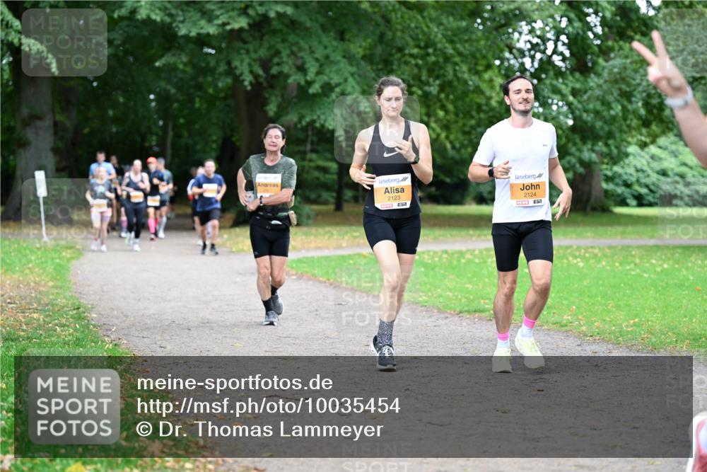 30.08.2026 - Blankeneser Heldenlauf Dr. Thomas Lammeyer http://msf.ph/oto/10035454 30.08.2026 10:43:35 Laufen 2123, 2124 meine-sportfotos.de