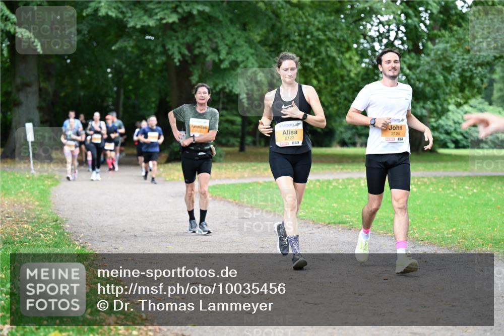 30.08.2026 - Blankeneser Heldenlauf Dr. Thomas Lammeyer http://msf.ph/oto/10035456 30.08.2026 10:43:35 Laufen 2123, 2124 meine-sportfotos.de