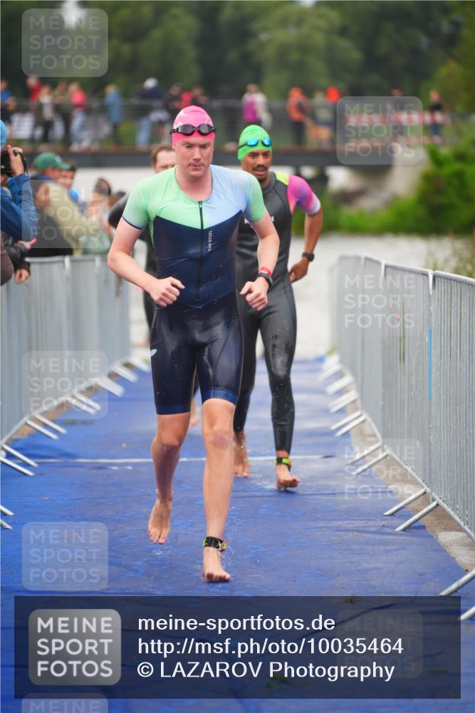 30.08.2026 - Elbe Triathlon Hamburg LAZAROV Photography http://msf.ph/oto/10035464 30.08.2026 09:03:44 Schwimmen 538, 550, 560, 565, 632 meine-sportfotos.de