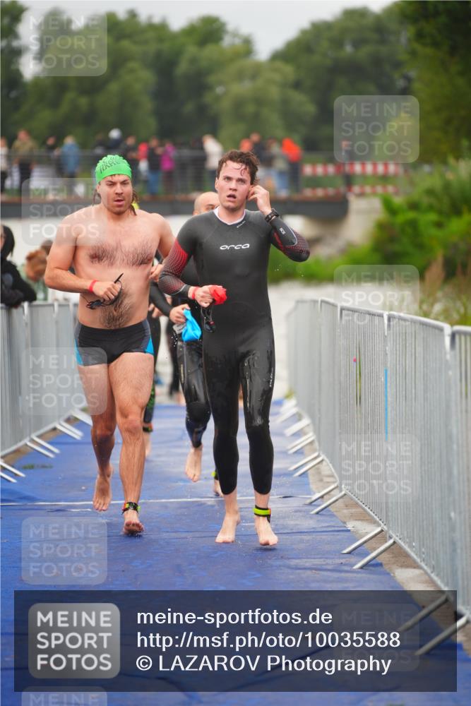 30.08.2026 - Elbe Triathlon Hamburg LAZAROV Photography http://msf.ph/oto/10035588 30.08.2026 09:04:14 Schwimmen 506, 509, 514, 529, 533, 555, 596, 739 meine-sportfotos.de