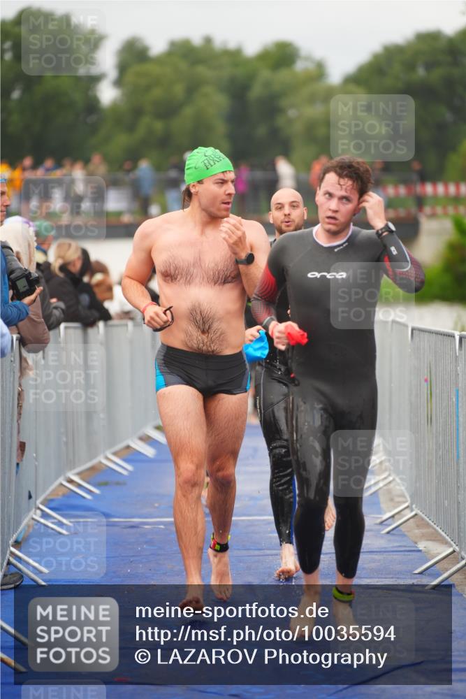 30.08.2026 - Elbe Triathlon Hamburg LAZAROV Photography http://msf.ph/oto/10035594 30.08.2026 09:04:15 Schwimmen 506, 509, 514, 529, 533, 555, 596 meine-sportfotos.de