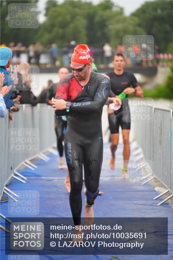 30.08.2026 - Elbe Triathlon Hamburg LAZAROV Photography http://msf.ph/oto/10035691 30.08.2026 09:04:33 Schwimmen 395, 409, 505, 506, 537, 579, 585, 619, 670, 691, 708, 761 meine-sportfotos.de