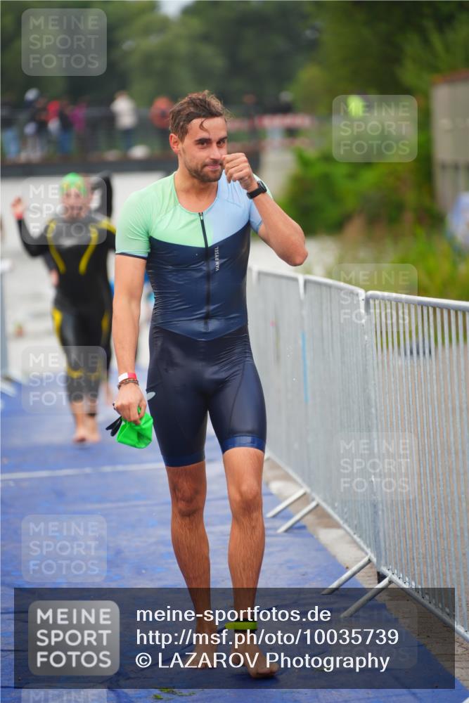 30.08.2026 - Elbe Triathlon Hamburg LAZAROV Photography http://msf.ph/oto/10035739 30.08.2026 09:04:46 Schwimmen 505, 526, 537, 619, 624, 635, 670, 708 meine-sportfotos.de