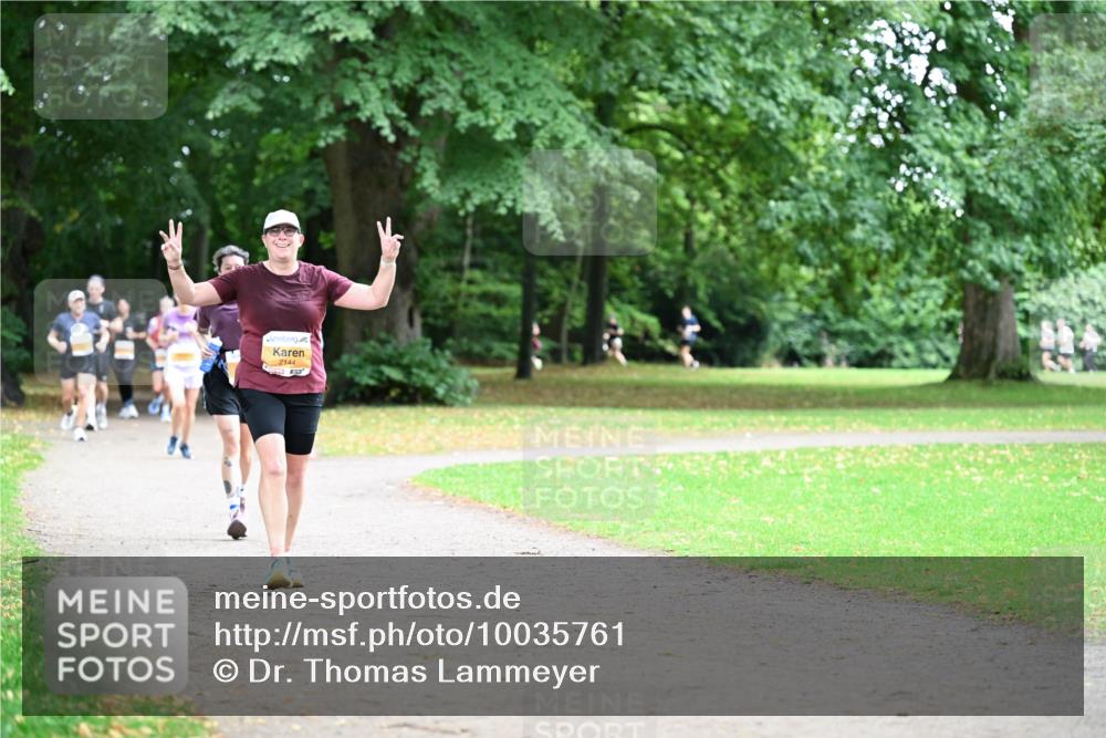 30.08.2026 - Blankeneser Heldenlauf Dr. Thomas Lammeyer http://msf.ph/oto/10035761 30.08.2026 10:44:25 Laufen 2144 meine-sportfotos.de