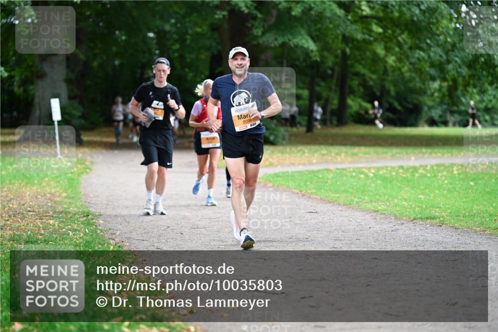 30.08.2026 - Blankeneser Heldenlauf Dr. Thomas Lammeyer http://msf.ph/oto/10035803 30.08.2026 10:44:36 Laufen 2098 meine-sportfotos.de