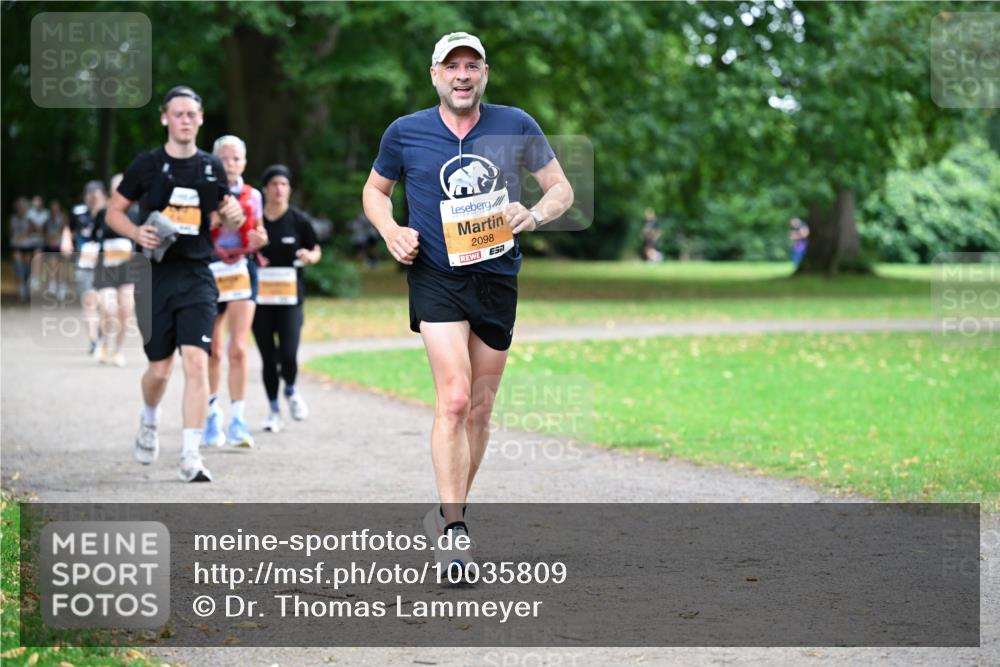 30.08.2026 - Blankeneser Heldenlauf Dr. Thomas Lammeyer http://msf.ph/oto/10035809 30.08.2026 10:44:37 Laufen 2098 meine-sportfotos.de