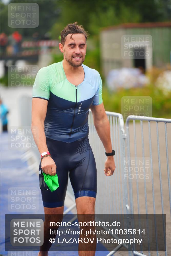 30.08.2026 - Elbe Triathlon Hamburg LAZAROV Photography http://msf.ph/oto/10035814 30.08.2026 09:04:48 Schwimmen 505, 526, 619, 624, 635, 670 meine-sportfotos.de