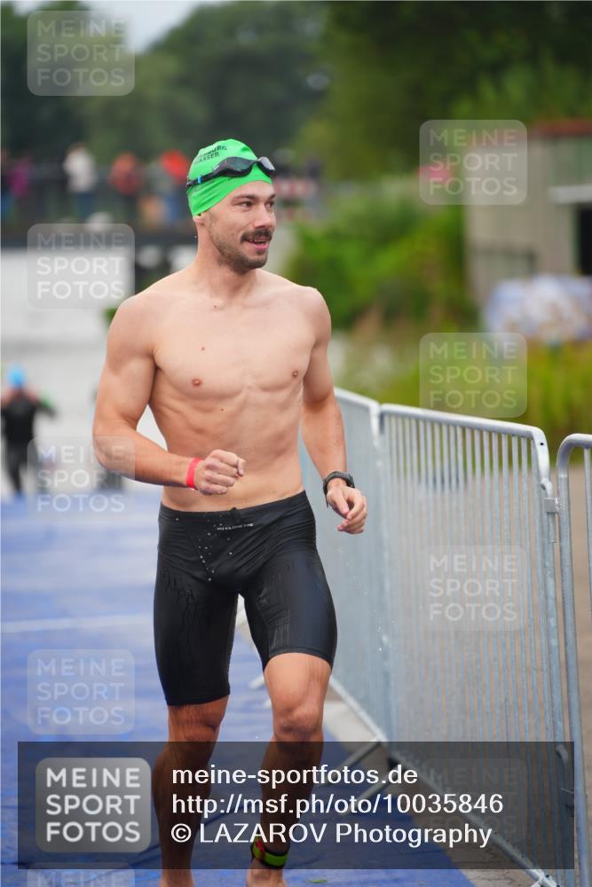 30.08.2026 - Elbe Triathlon Hamburg LAZAROV Photography http://msf.ph/oto/10035846 30.08.2026 09:05:07 Schwimmen 628 meine-sportfotos.de