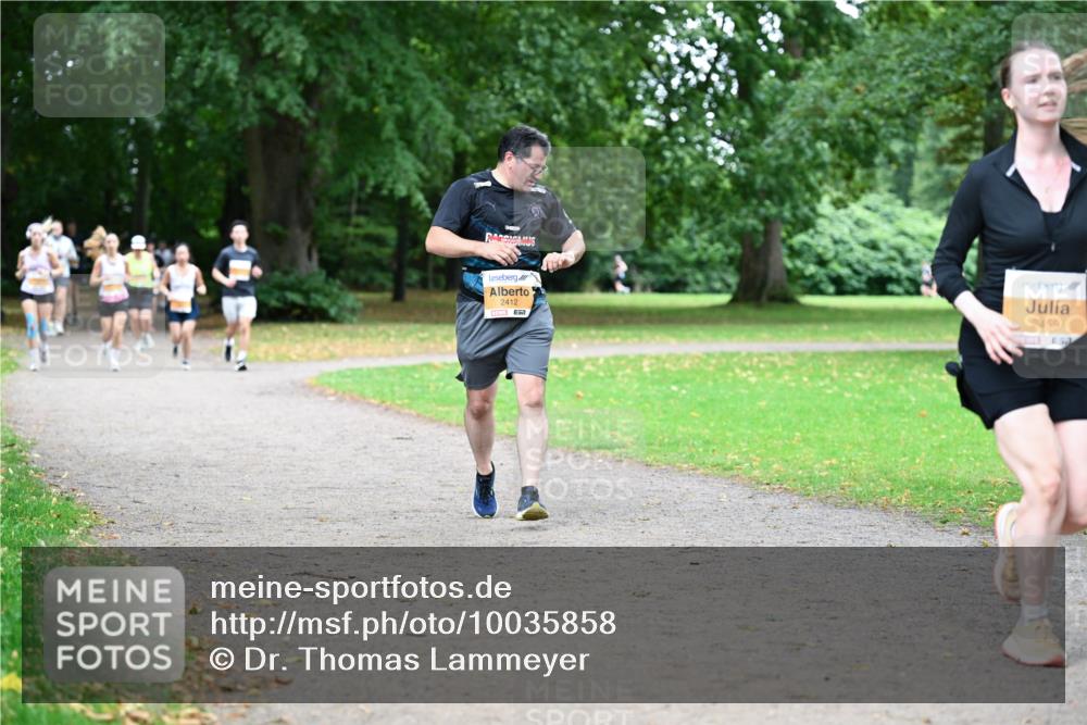 30.08.2026 - Blankeneser Heldenlauf Dr. Thomas Lammeyer http://msf.ph/oto/10035858 30.08.2026 10:44:46 Laufen 2412, 2459 meine-sportfotos.de