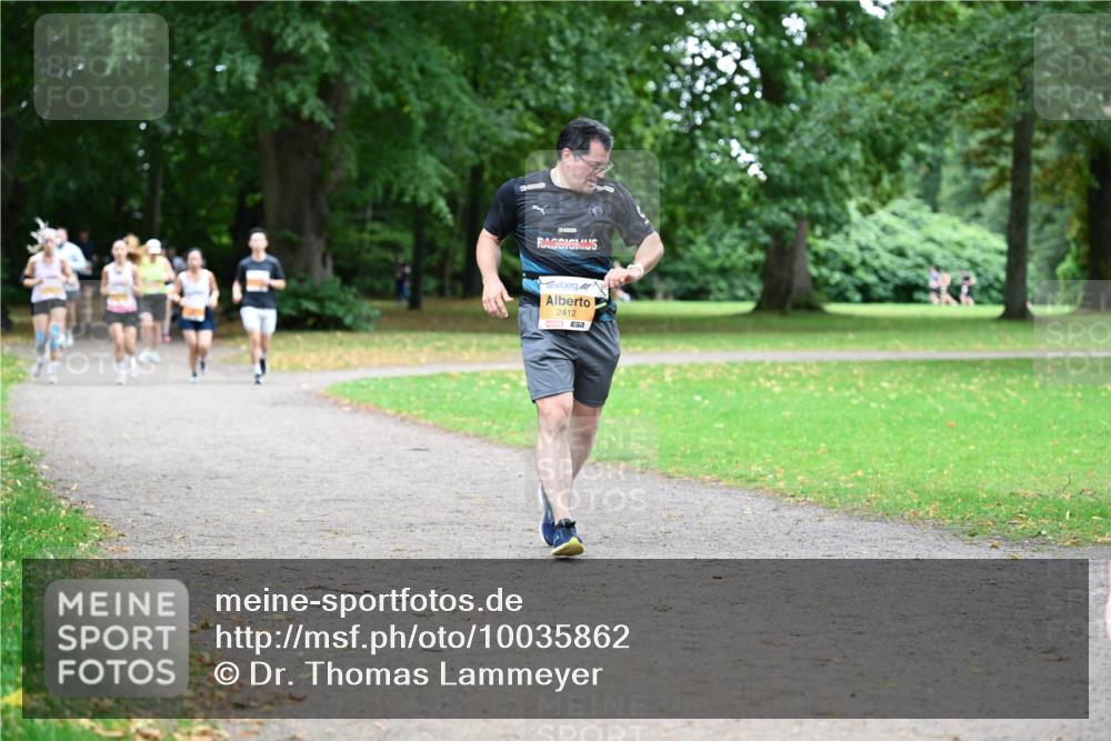 30.08.2026 - Blankeneser Heldenlauf Dr. Thomas Lammeyer http://msf.ph/oto/10035862 30.08.2026 10:44:46 Laufen 2412 meine-sportfotos.de