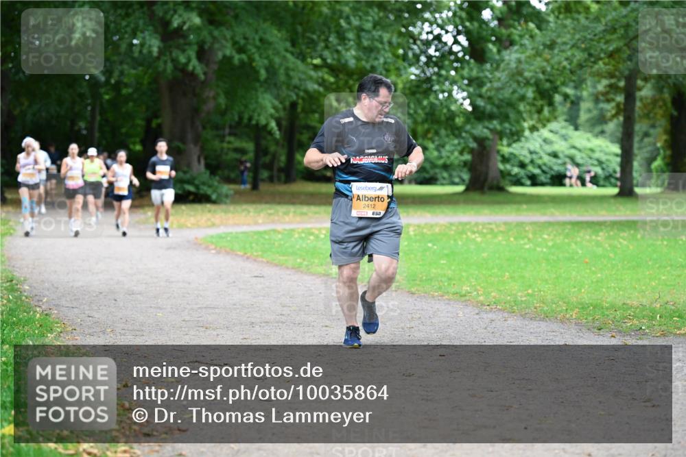 30.08.2026 - Blankeneser Heldenlauf Dr. Thomas Lammeyer http://msf.ph/oto/10035864 30.08.2026 10:44:46 Laufen 2412 meine-sportfotos.de