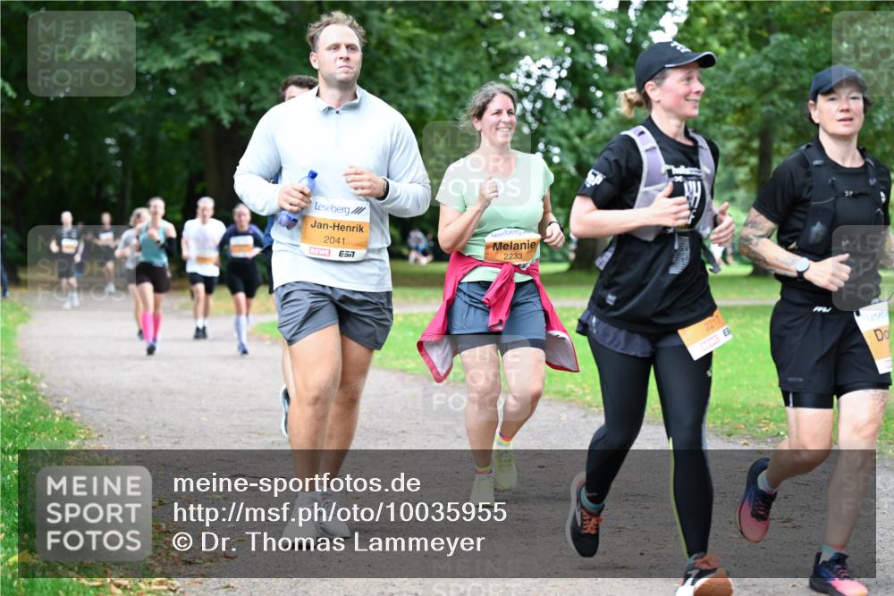 30.08.2026 - Blankeneser Heldenlauf Dr. Thomas Lammeyer http://msf.ph/oto/10035955 30.08.2026 10:45:02 Laufen 2041, 2233, 2217 meine-sportfotos.de