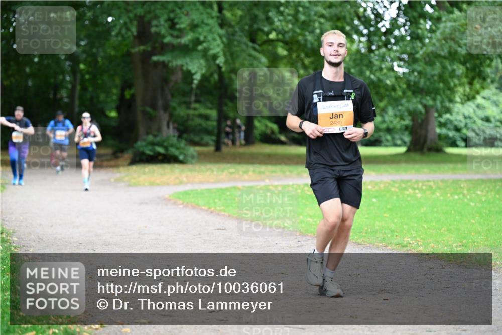30.08.2026 - Blankeneser Heldenlauf Dr. Thomas Lammeyer http://msf.ph/oto/10036061 30.08.2026 10:45:16 Laufen 2430 meine-sportfotos.de