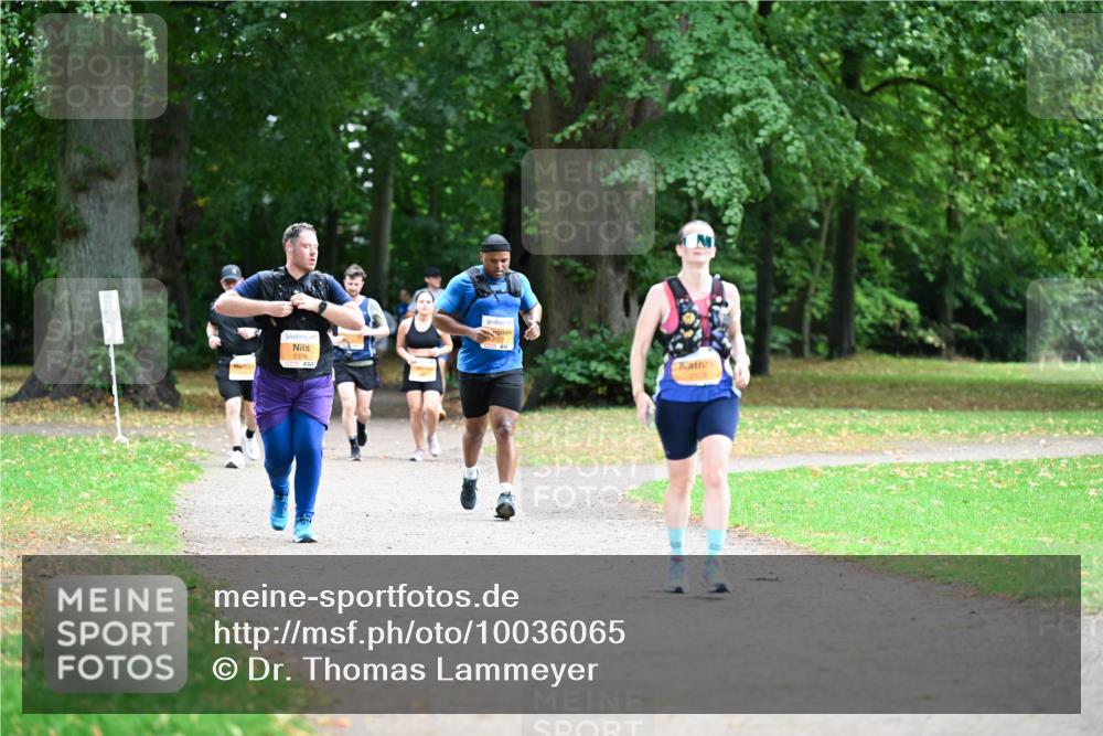 30.08.2026 - Blankeneser Heldenlauf Dr. Thomas Lammeyer http://msf.ph/oto/10036065 30.08.2026 10:45:22 Laufen 2325, 2377 meine-sportfotos.de