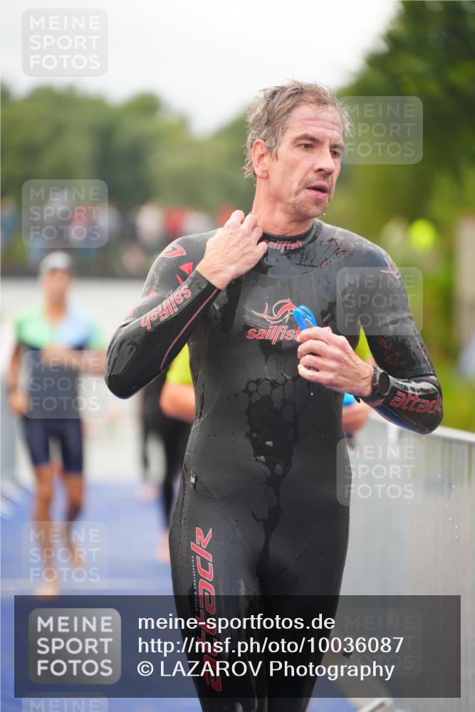 30.08.2026 - Elbe Triathlon Hamburg LAZAROV Photography http://msf.ph/oto/10036087 30.08.2026 09:06:37 Schwimmen 570, 580, 589, 590, 683, 705, 732, 773 meine-sportfotos.de