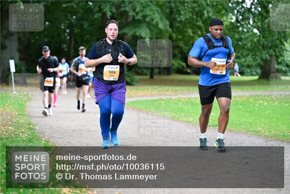 30.08.2026 - Blankeneser Heldenlauf Dr. Thomas Lammeyer http://msf.ph/oto/10036115 30.08.2026 10:45:27 Laufen 2325, 2377 meine-sportfotos.de