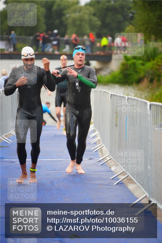 30.08.2026 - Elbe Triathlon Hamburg LAZAROV Photography http://msf.ph/oto/10036155 30.08.2026 09:07:02 Schwimmen 569, 626, 636, 647 meine-sportfotos.de