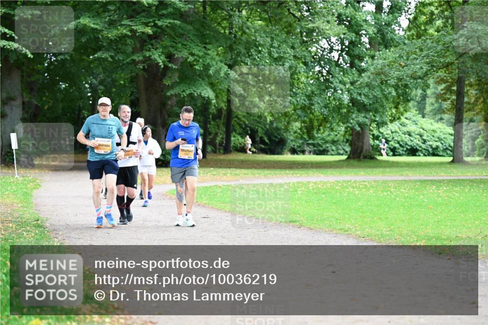 30.08.2026 - Blankeneser Heldenlauf Dr. Thomas Lammeyer http://msf.ph/oto/10036219 30.08.2026 10:45:45 Laufen 2561 meine-sportfotos.de