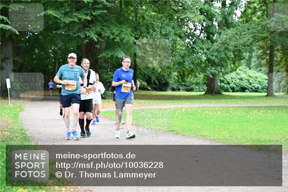 30.08.2026 - Blankeneser Heldenlauf Dr. Thomas Lammeyer http://msf.ph/oto/10036228 30.08.2026 10:45:45 Laufen 2151, 2561 meine-sportfotos.de