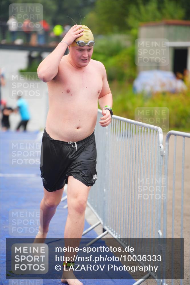 30.08.2026 - Elbe Triathlon Hamburg LAZAROV Photography http://msf.ph/oto/10036333 30.08.2026 09:07:56 Schwimmen 479, 667 meine-sportfotos.de