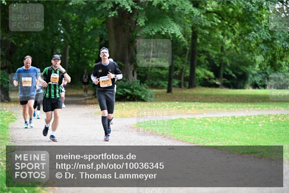 30.08.2026 - Blankeneser Heldenlauf Dr. Thomas Lammeyer http://msf.ph/oto/10036345 30.08.2026 10:46:13 Laufen 2905, 2395 meine-sportfotos.de